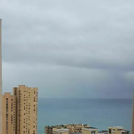 Monaco Balcony Palace 보솔레이